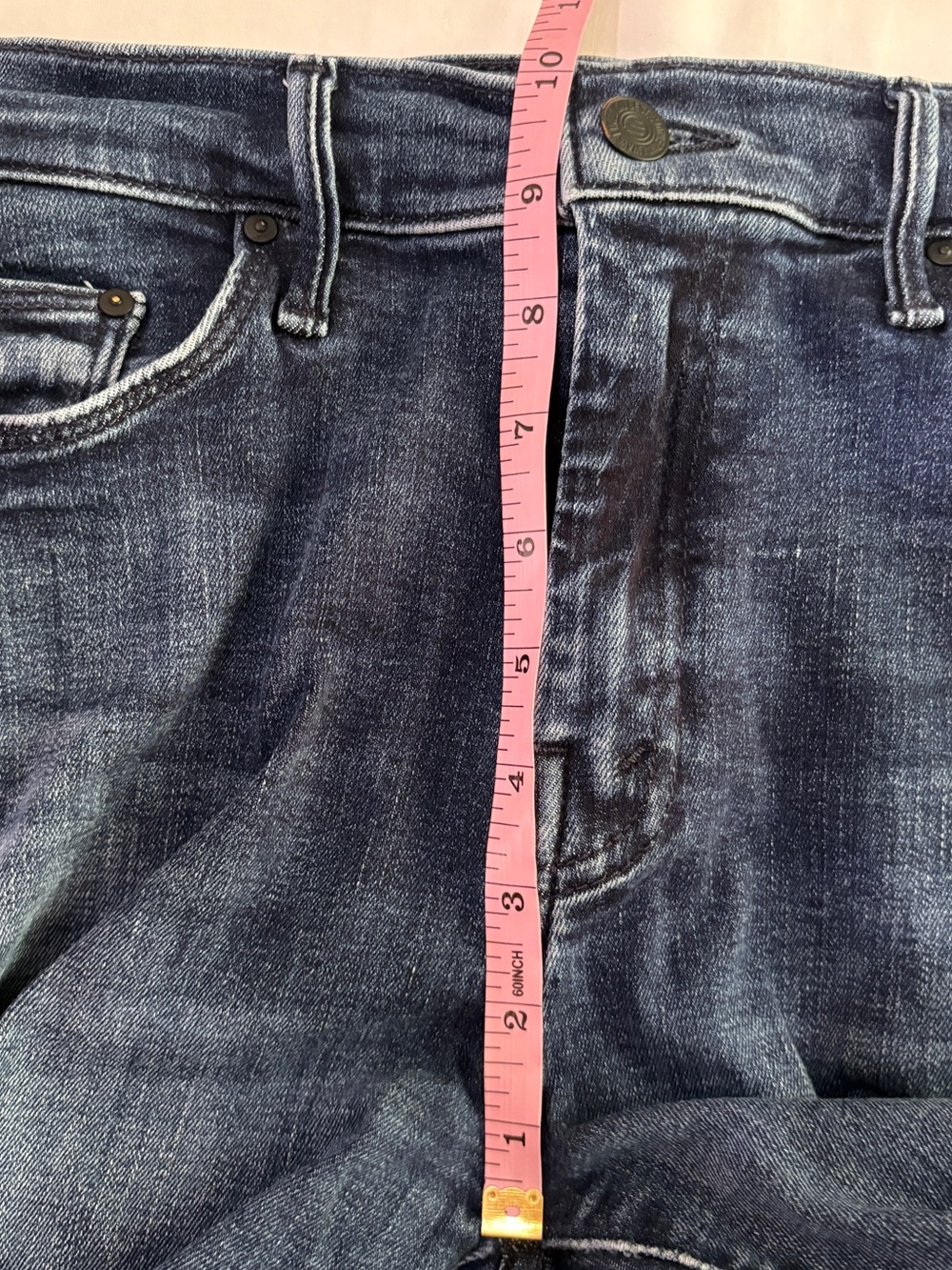 MOTHER The Weekender Fray Mid-Rise Flare Jeans in Mint Condition Medium Wash 28 - Picture 12 of 14